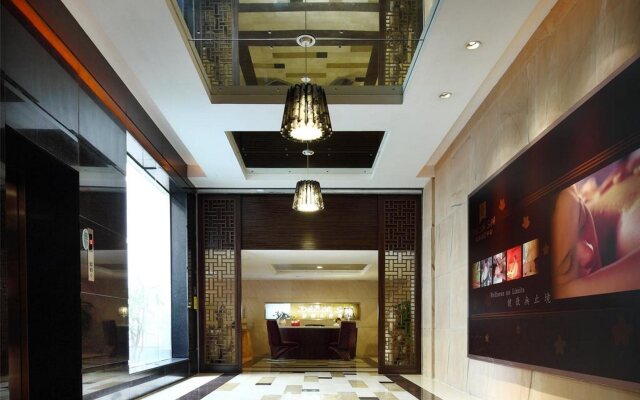 Red Forest Hotel