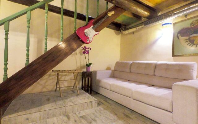 Odos Oneiron Boutique Hotel