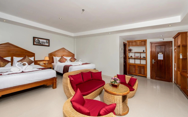 Aristocrat Residence & Hotel