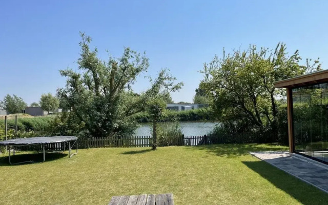 Lovely Holiday Home With Garden