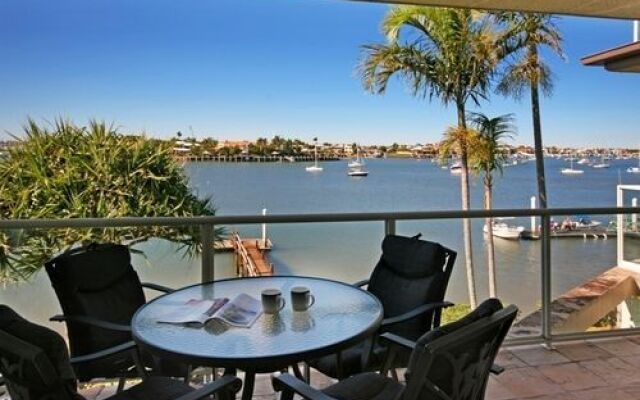 Riverside Apartments