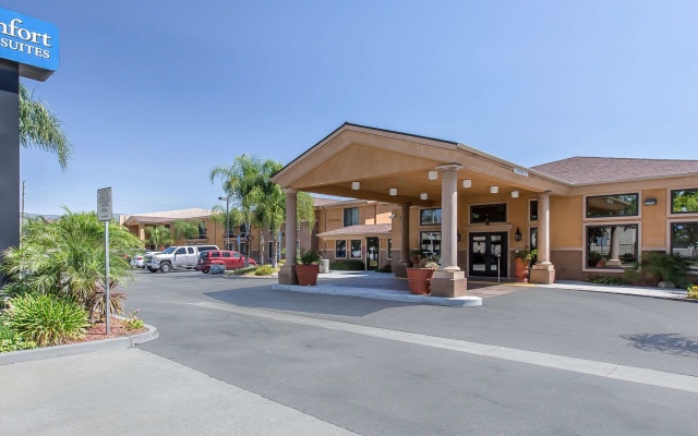 Comfort Inn And Suites Colton