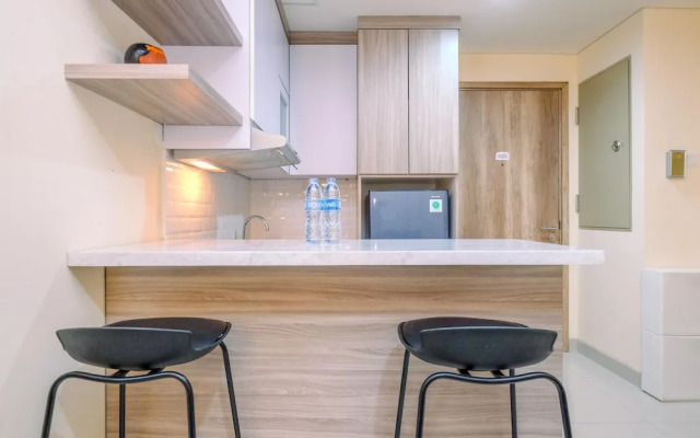 Spacious And Elegant 1Br Apartment Pejaten Park Residence