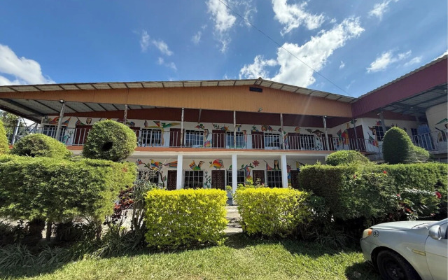 Hotel Arbol de Paz