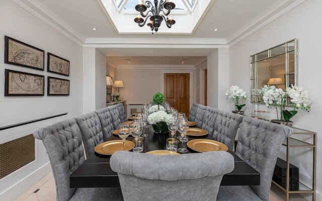 Stunning 6 Bed House Near Harrods In Knightsbridge