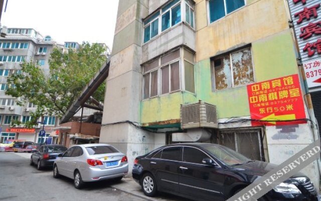 Zhongnan Business Hotel