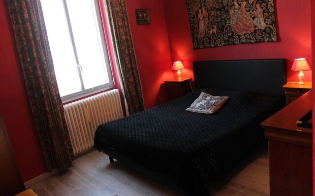 Carcas Hôtes Guest House