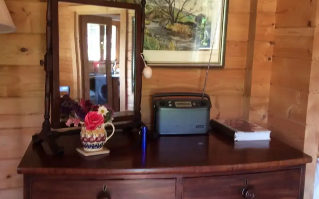Pet Friendly - Hikers Paradise - South Facing