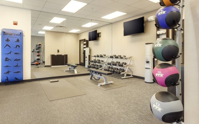 Courtyard by Marriott Dallas Arlington South