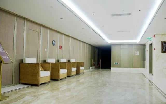 Jinfoshanwenquanjiari Hotel