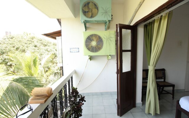 OYO Home 9365 Bewitching 3BHK