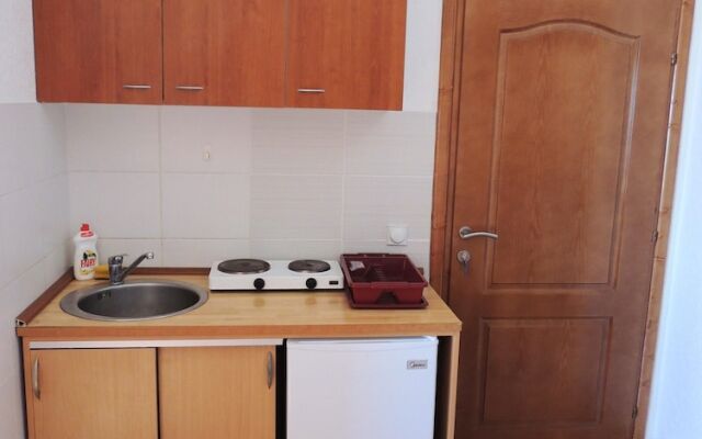 Studio in Ulcinj, With Wonderful sea View, Furnished Balcony and Wifi - 100 m From the Beach