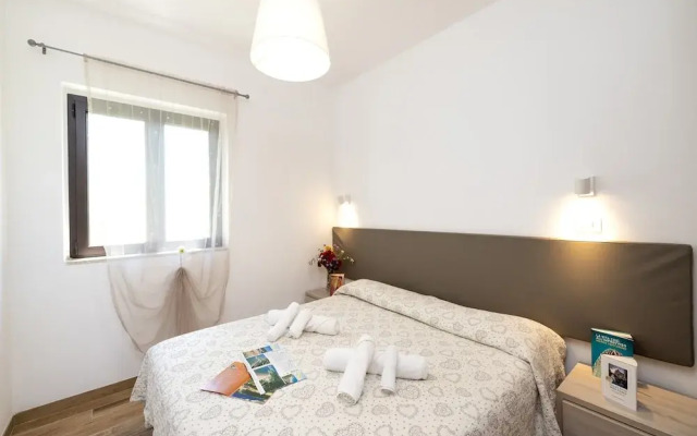 Apartment in Vieste With Garden