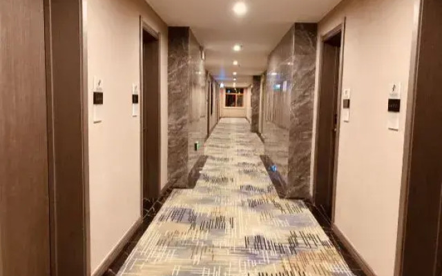 Jiafeng Holiday Hotel
