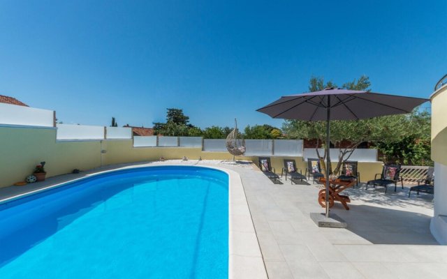 Beautiful Home in Zadar With Outdoor Swimming Pool, Wifi and 4 Bedrooms