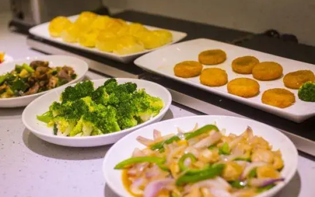 City Comfort Inn Hotel (Fangchenggang Xinggang Avenue)