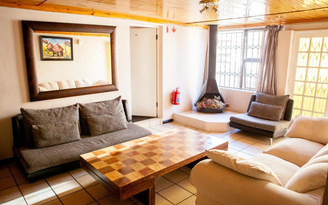 Oria Lodge - Summer Greens