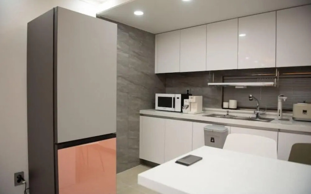 Poolstory 6 pool villa