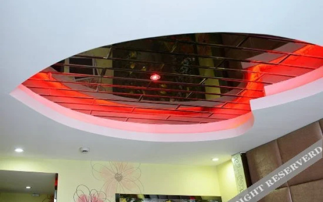 Yuejing Hotel (Yuqiao Subway Station Branch Shanghai)