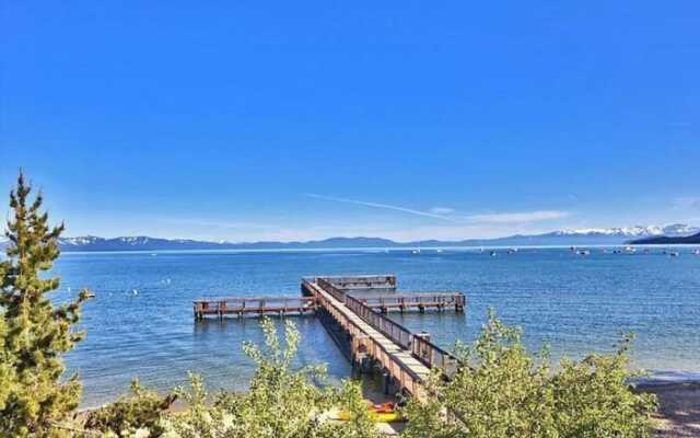 Our Happy Place 3 Bedroom Home by RedAwning