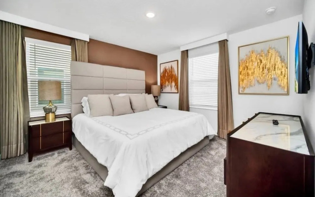 2900penolpe 9 Bedroom Home