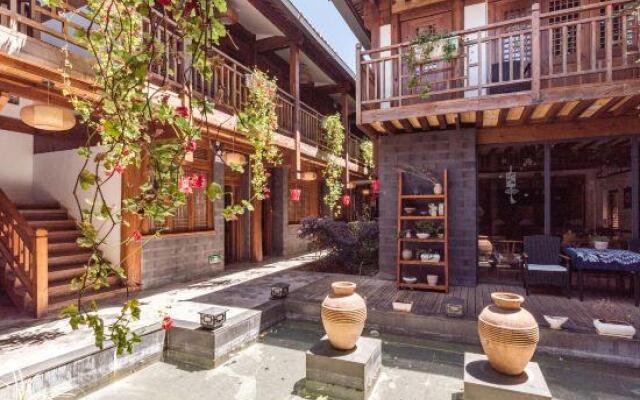Tutu Manyunju Boutique Inn