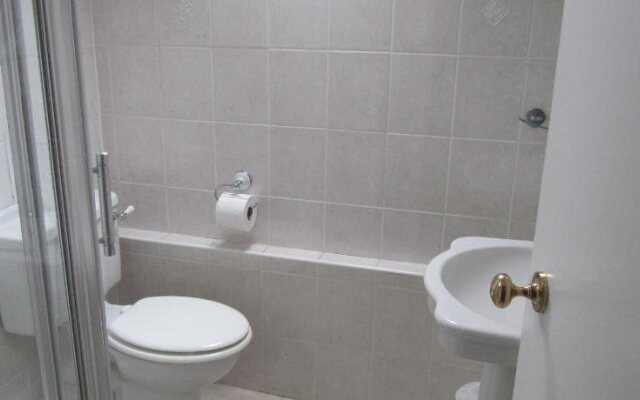 Donnington Guest House