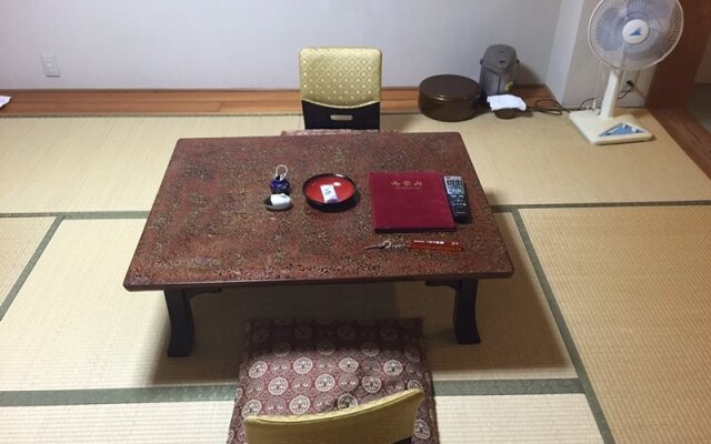 Kakeyu Onsen Tsuruya Ryokan