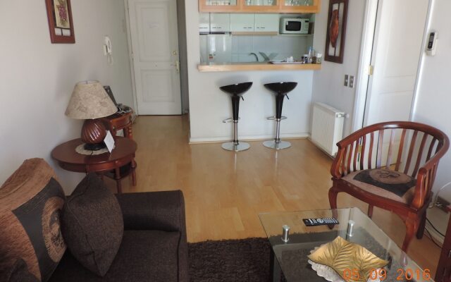 At Home Roger de Flor