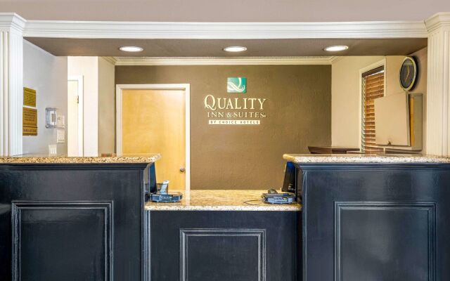 Quality Inn & Suites