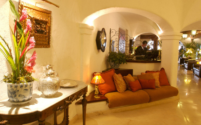 Antara Hotel & Suites - Miraflores