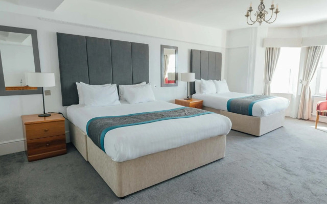 Queens Hotel