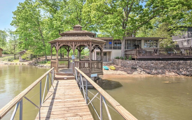 Private Dock: Home on Lake of the Ozarks