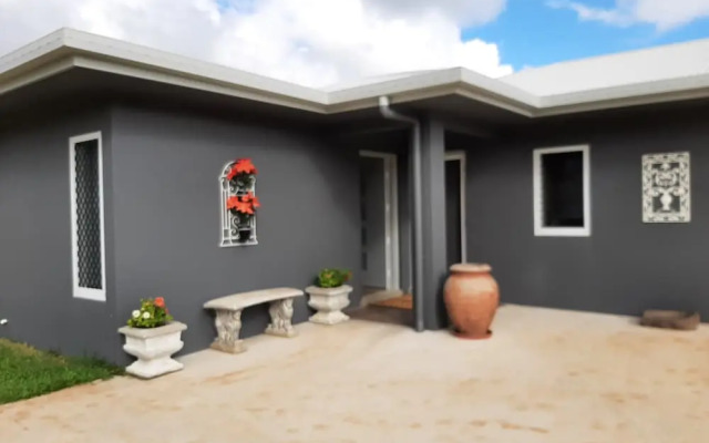 Room-cozy Room With Separate Entrance an