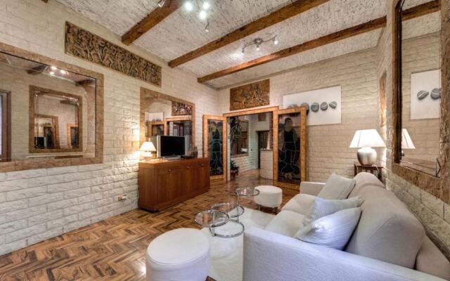 Fontana di Trevi Charming Apartment CIR 15280