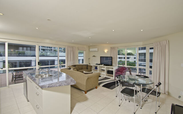 The Pavilions Beachfront Apartments