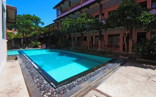 Pesona Beach Inn