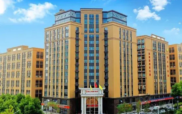 Vienna International Hotel (Wuhan Wujiashan, Dongxihu Avenue, Qixiong Road)