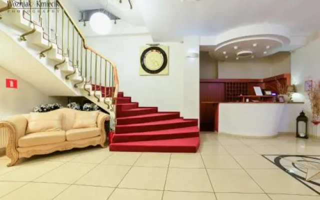 Hotel i Restauracja Złoty Las