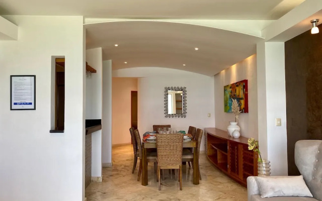 Deep Blue Luxury Apartments