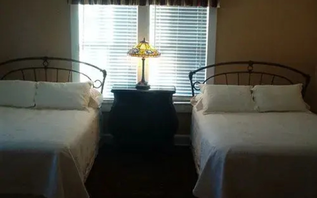 Pippin Drake Guest House