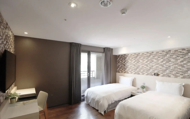 Talmud Hotel Yizhong