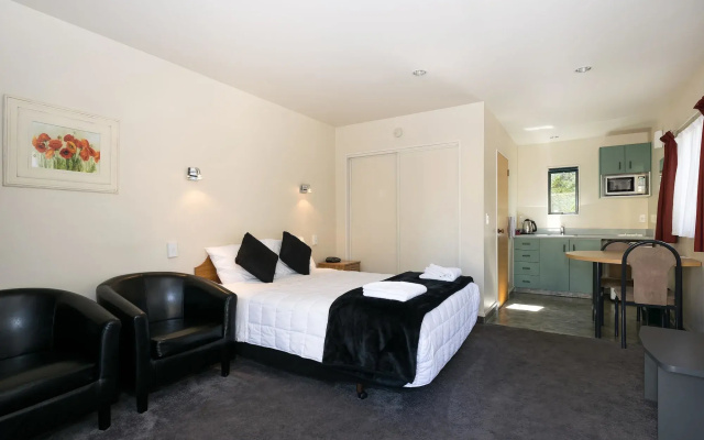 Ashleigh Court Motel