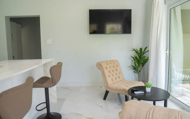 Paradise Suite