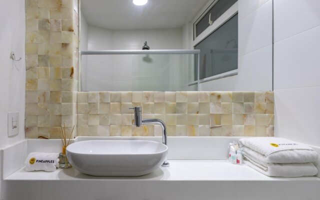 2 Minutes From Copacabana Beach A502