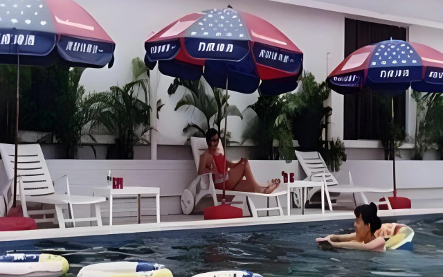 Quanzhou Overseas Chinese Hotel