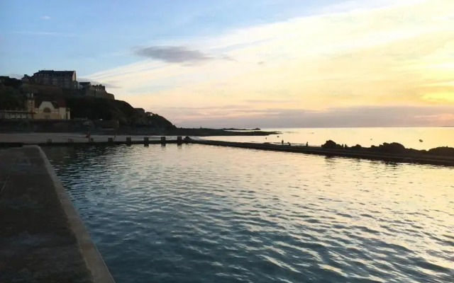 Appartement Granville, 2 pièces, 2 personnes - FR-1-361-18