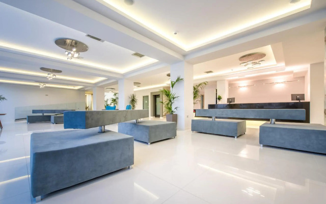 Azure Resort & Spa