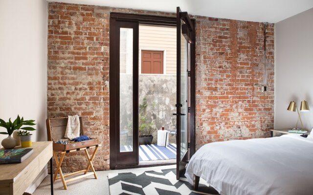Architectural 1BR in Irish Channel by Sonder