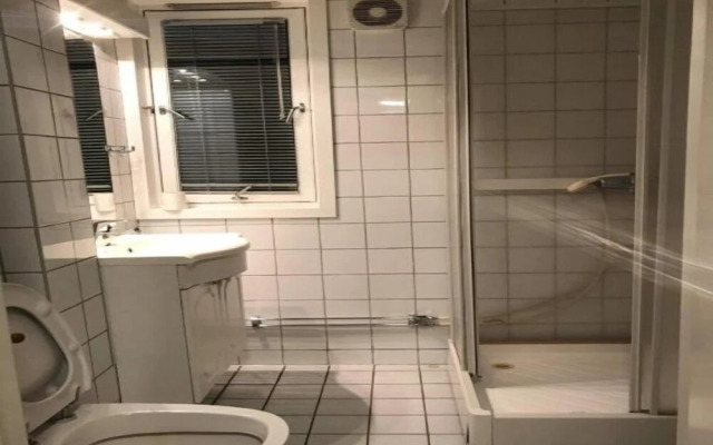 StayPlus Budgeted Rooms - Hostel